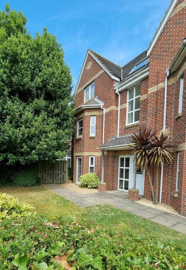 Centrally Located Boscombe Beach Apart With Parking Bournemouth Esterno foto